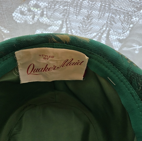 Vintage Quaker Maid.    Hat - Picture 6 of 6